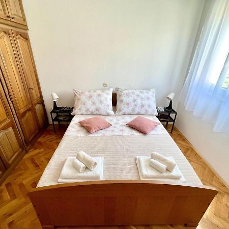 Apartment Troisa Kastela Luaran gambar