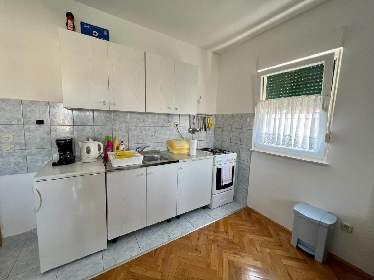 Apartment Troisa Kastela Luaran gambar